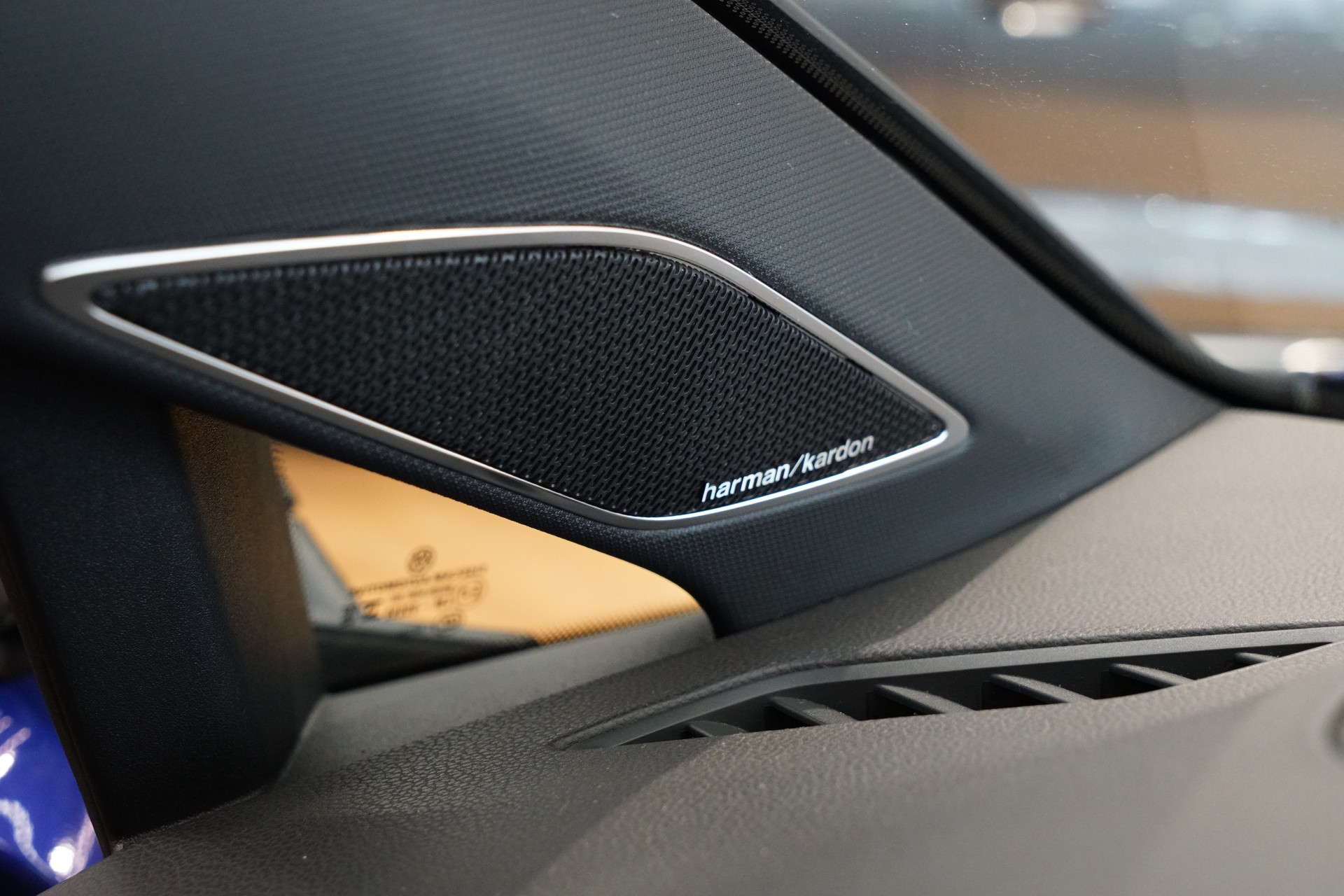VW Golf 2.0 TSI R Black Edition DSG 4 Motion ABT 400 PS Akrapovič-image-19