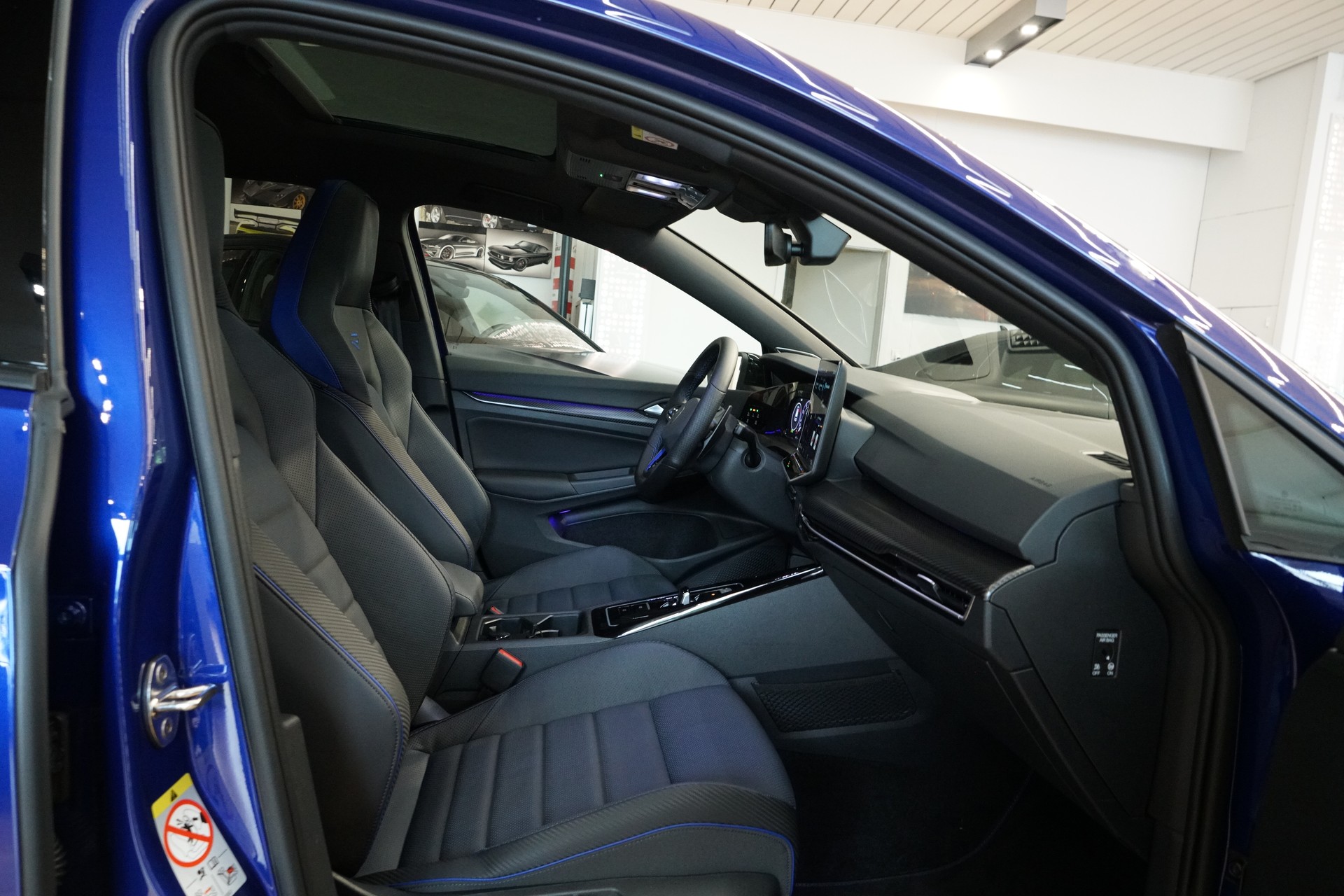 VW Golf 2.0 TSI R Black Edition DSG 4 Motion ABT 400 PS Akrapovič-image-27