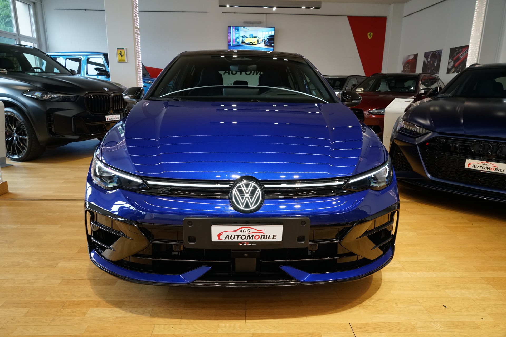 VW Golf 2.0 TSI R Black Edition DSG 4 Motion ABT 400 PS Akrapovič-image-1
