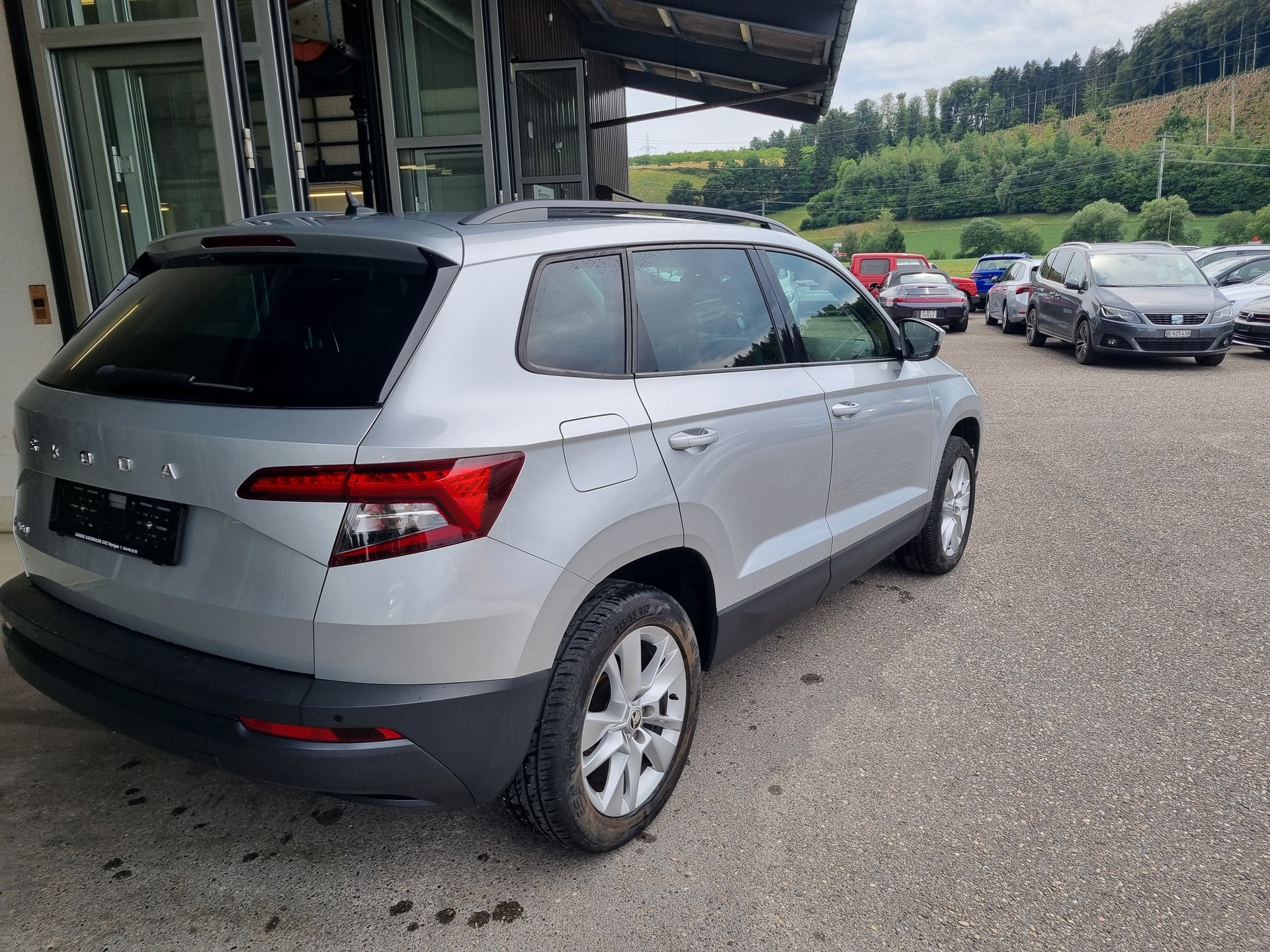 SKODA Karoq 1.5 TSI ACT Ambition DSG-image-3