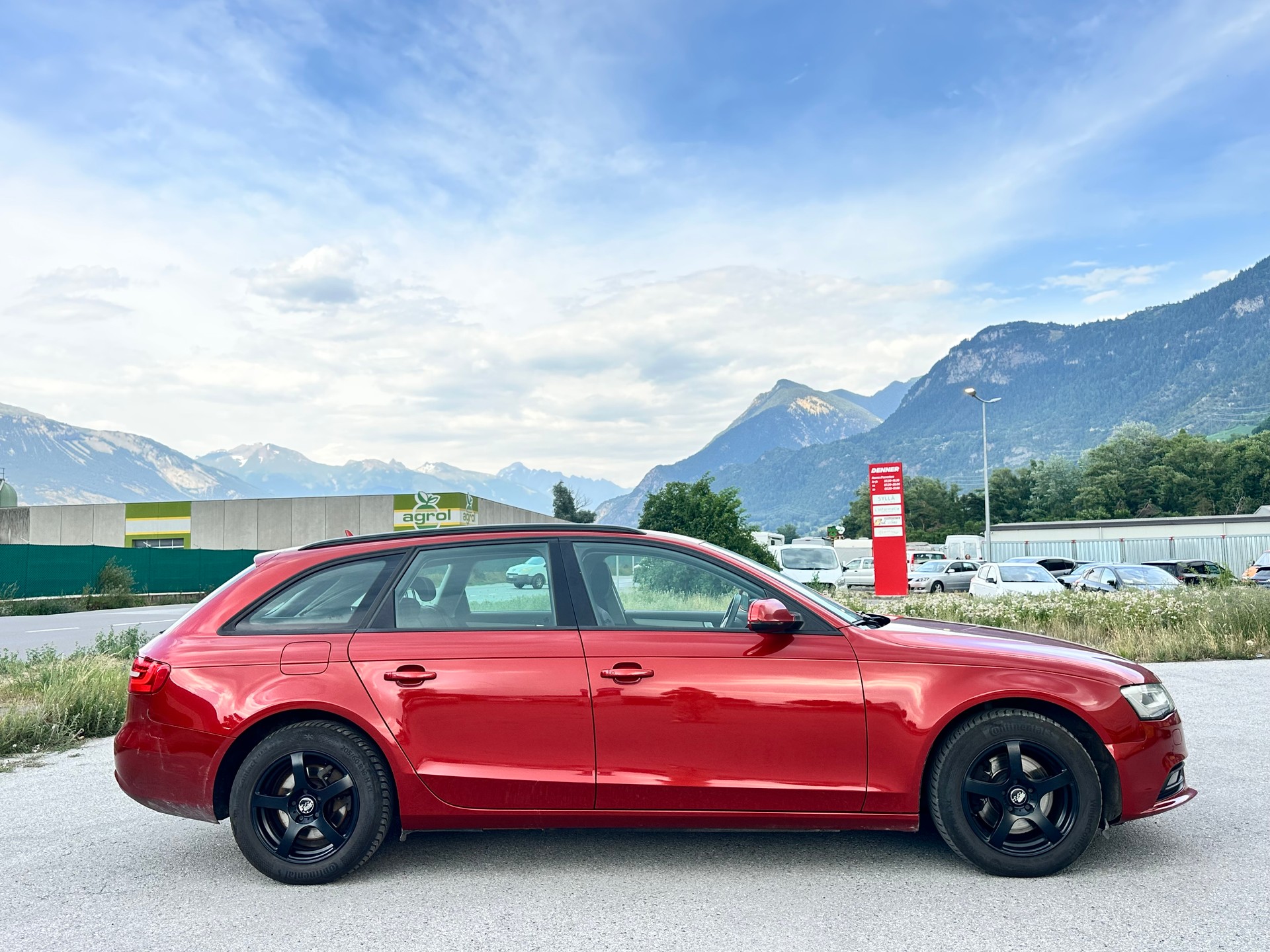 AUDI A4 Avant 2.0 TDI quattro-image-5