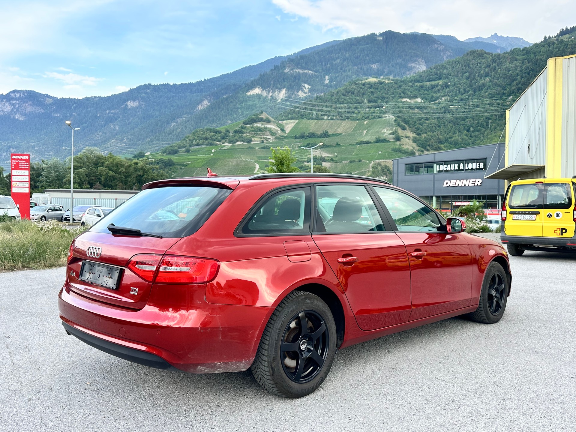 AUDI A4 Avant 2.0 TDI quattro-image-3