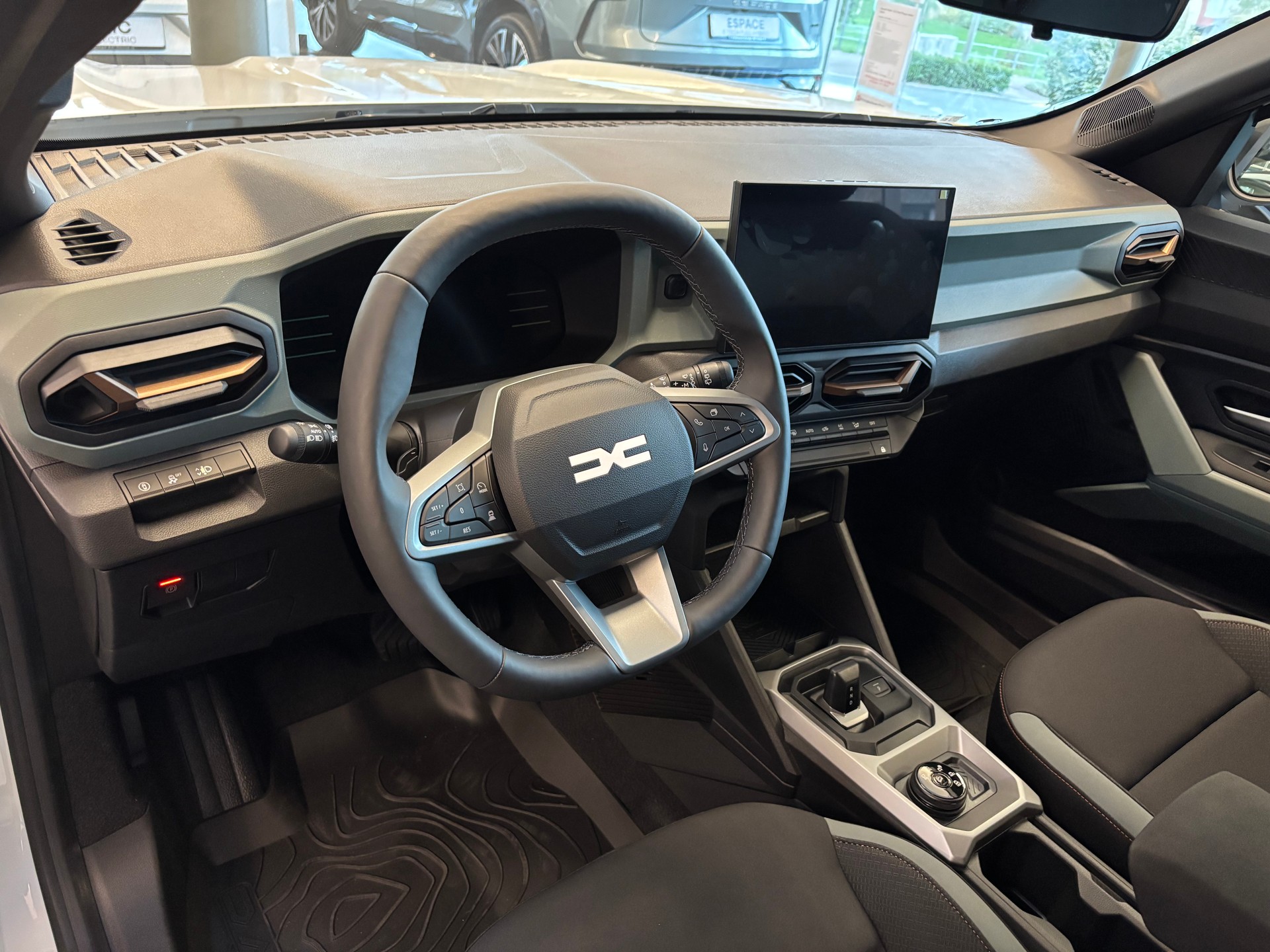 DACIA Duster Extreme Hybrid 150 4x4-image-7