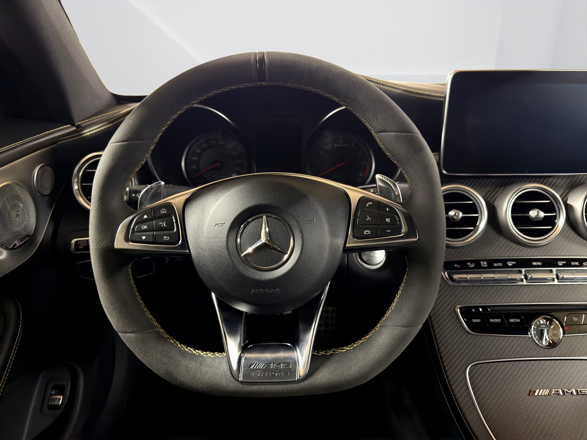 MERCEDES-BENZ C 63 S AMG Edition 1 Speedshift-image-16