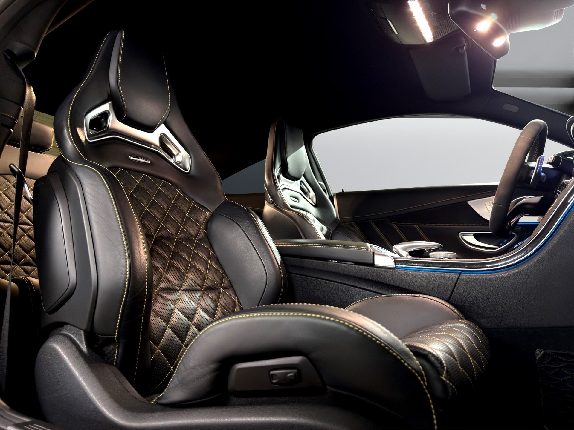 MERCEDES-BENZ C 63 S AMG Edition 1 Speedshift-image-12