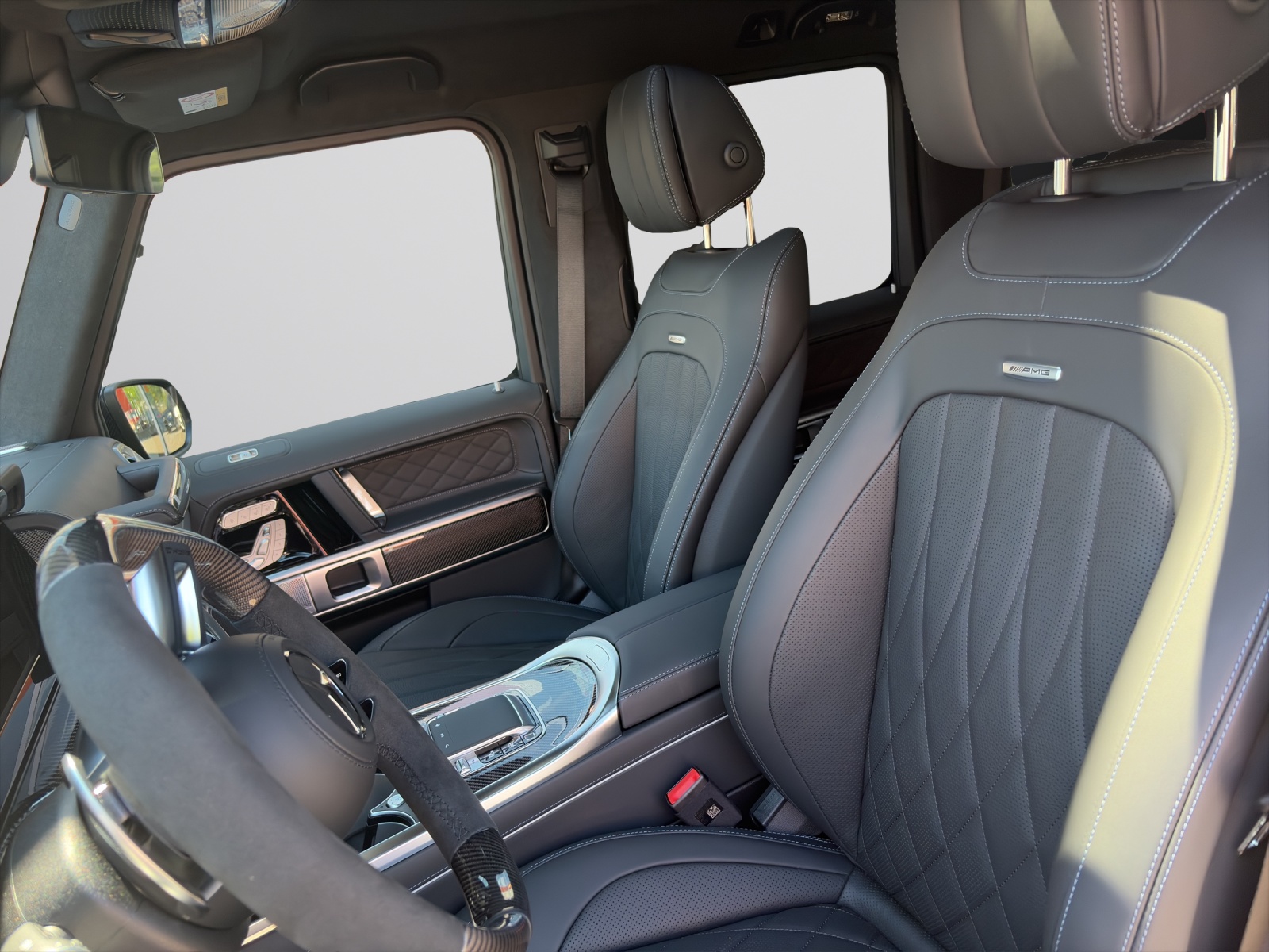 MERCEDES-BENZ G 63 AMG 9G-Tronic-image-7