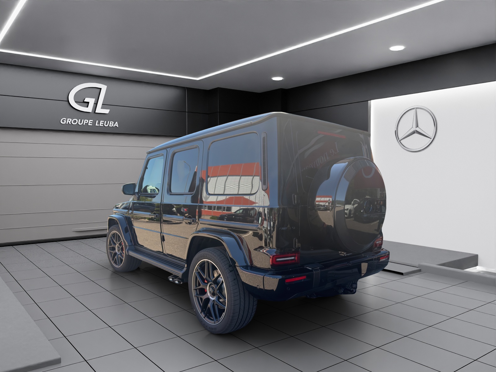 MERCEDES-BENZ G 63 AMG 9G-Tronic-showroom-element-2
