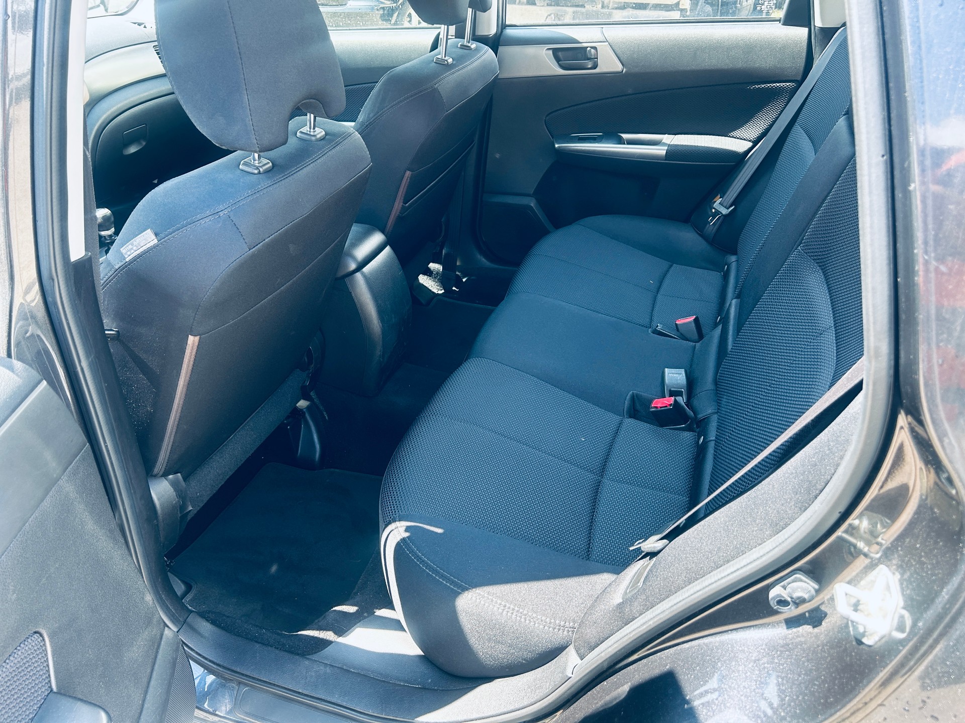 SUBARU Forester 2.0D X Swiss-image-3
