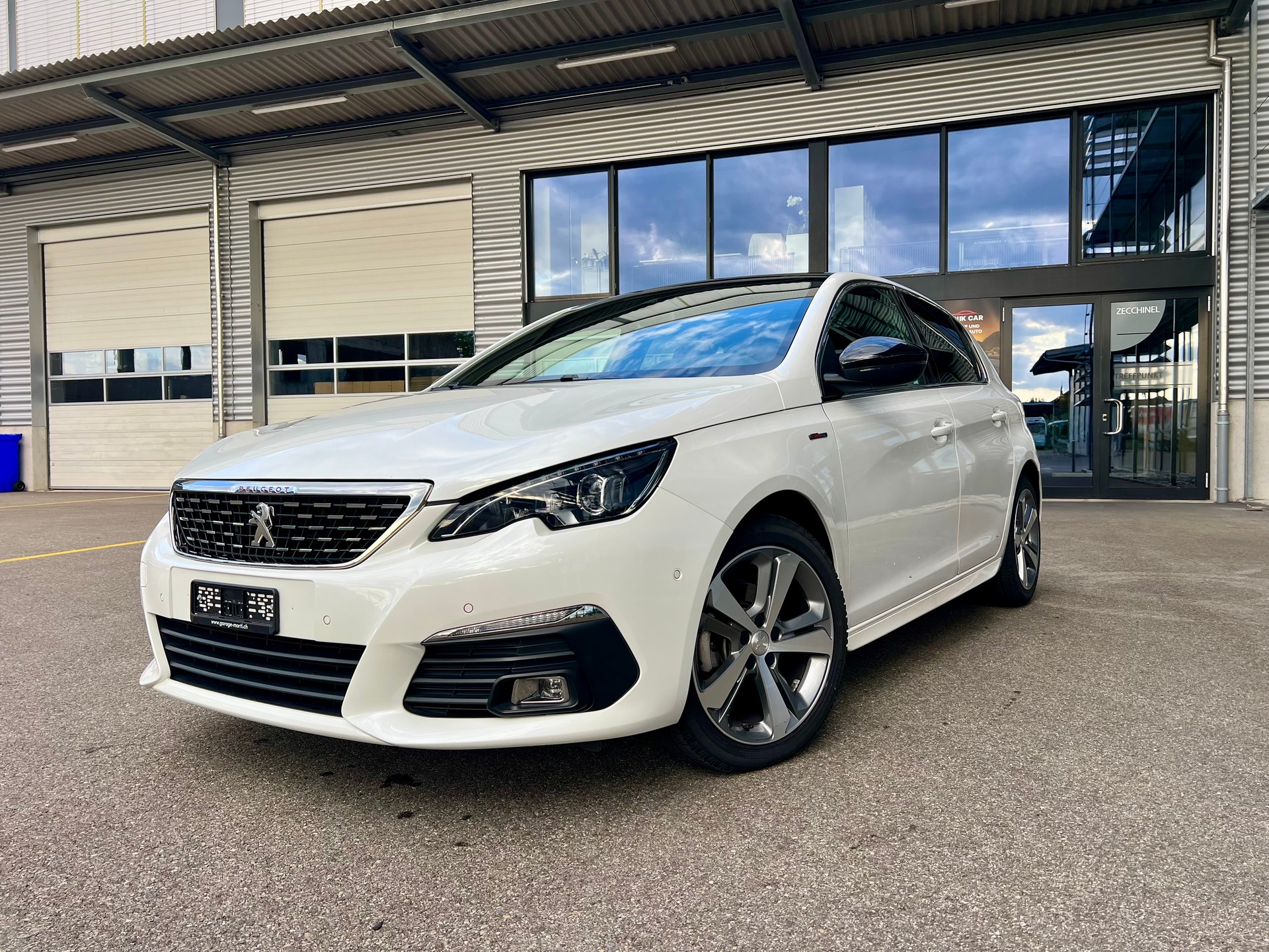 PEUGEOT 308 1.5 BlueHDI GT Line EAT8-image-0