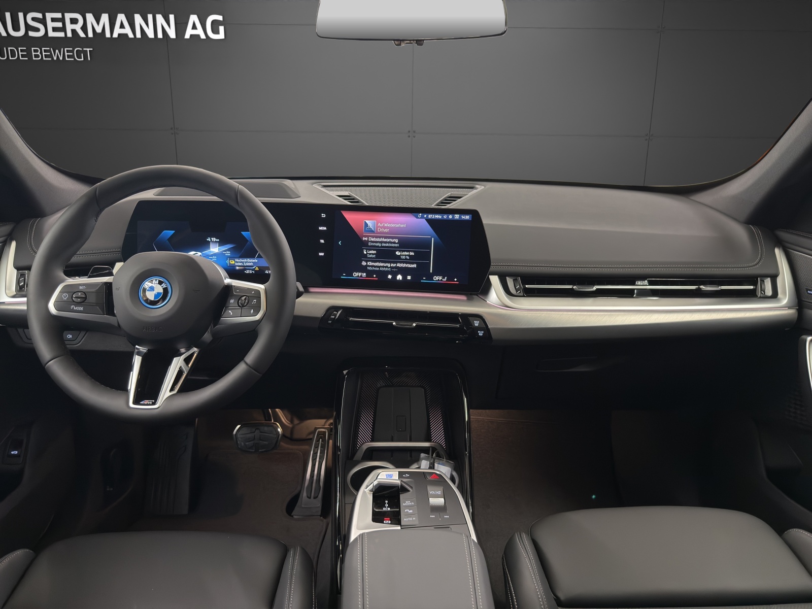 BMW iX1 eDrive 20 Edition M Sport-image-7