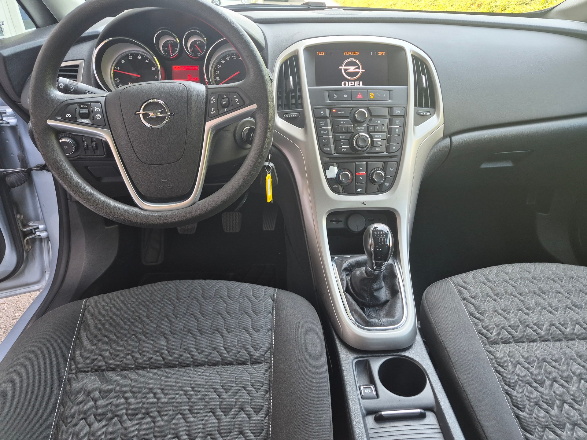 OPEL Astra 1.4i 16V Turbo Active Edition-image-7
