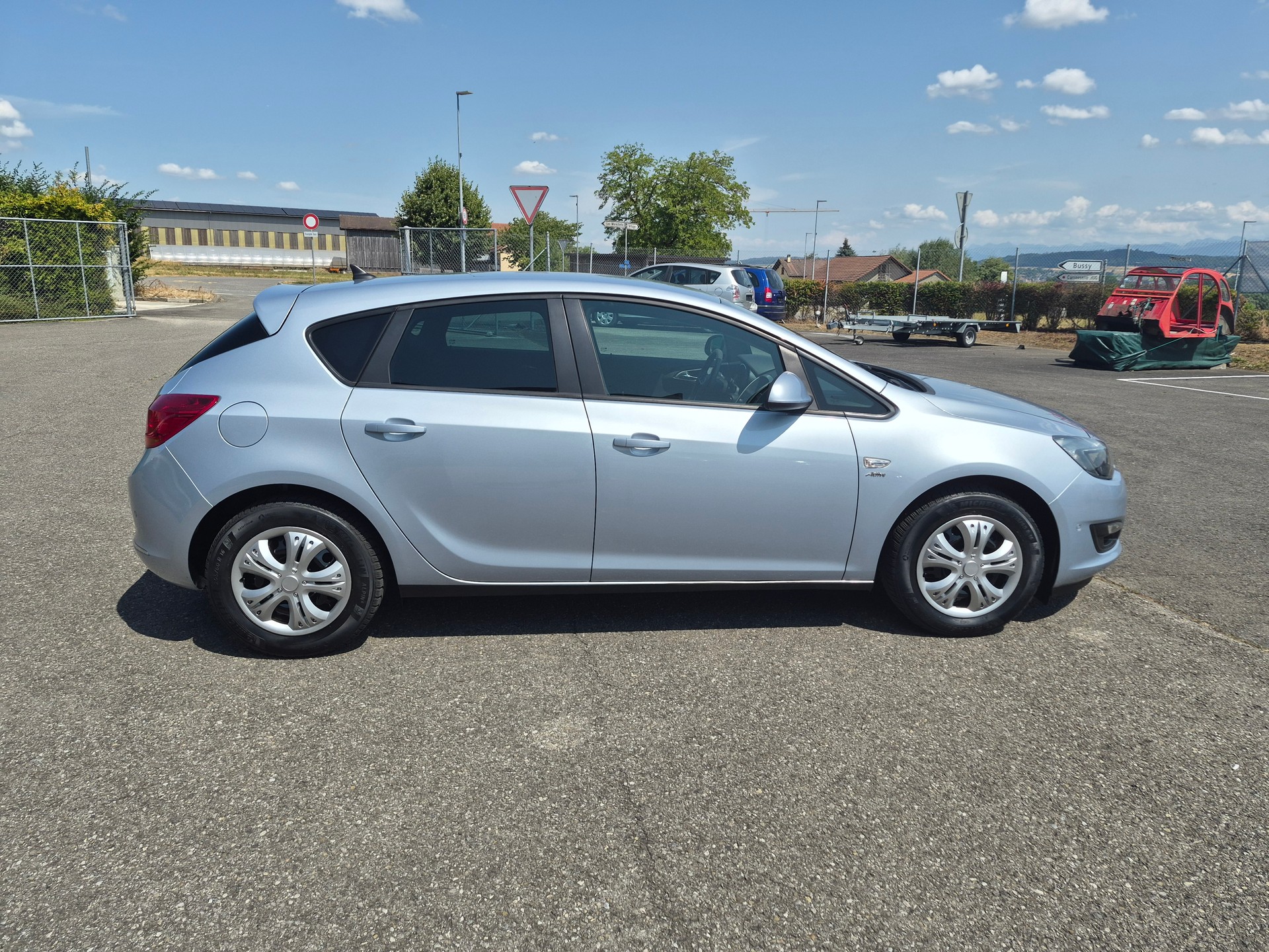 OPEL Astra 1.4i 16V Turbo Active Edition-image-2