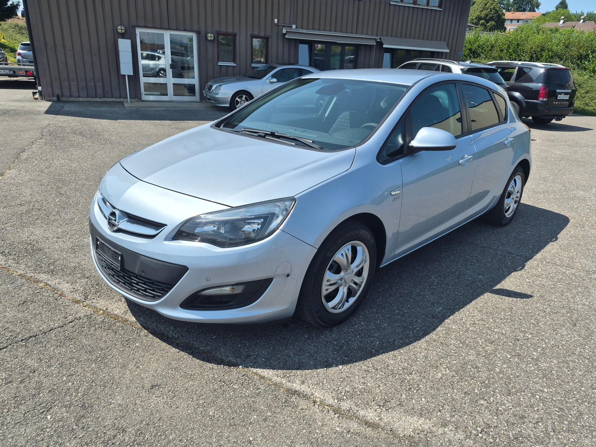 OPEL Astra 1.4i 16V Turbo Active Edition-image-0