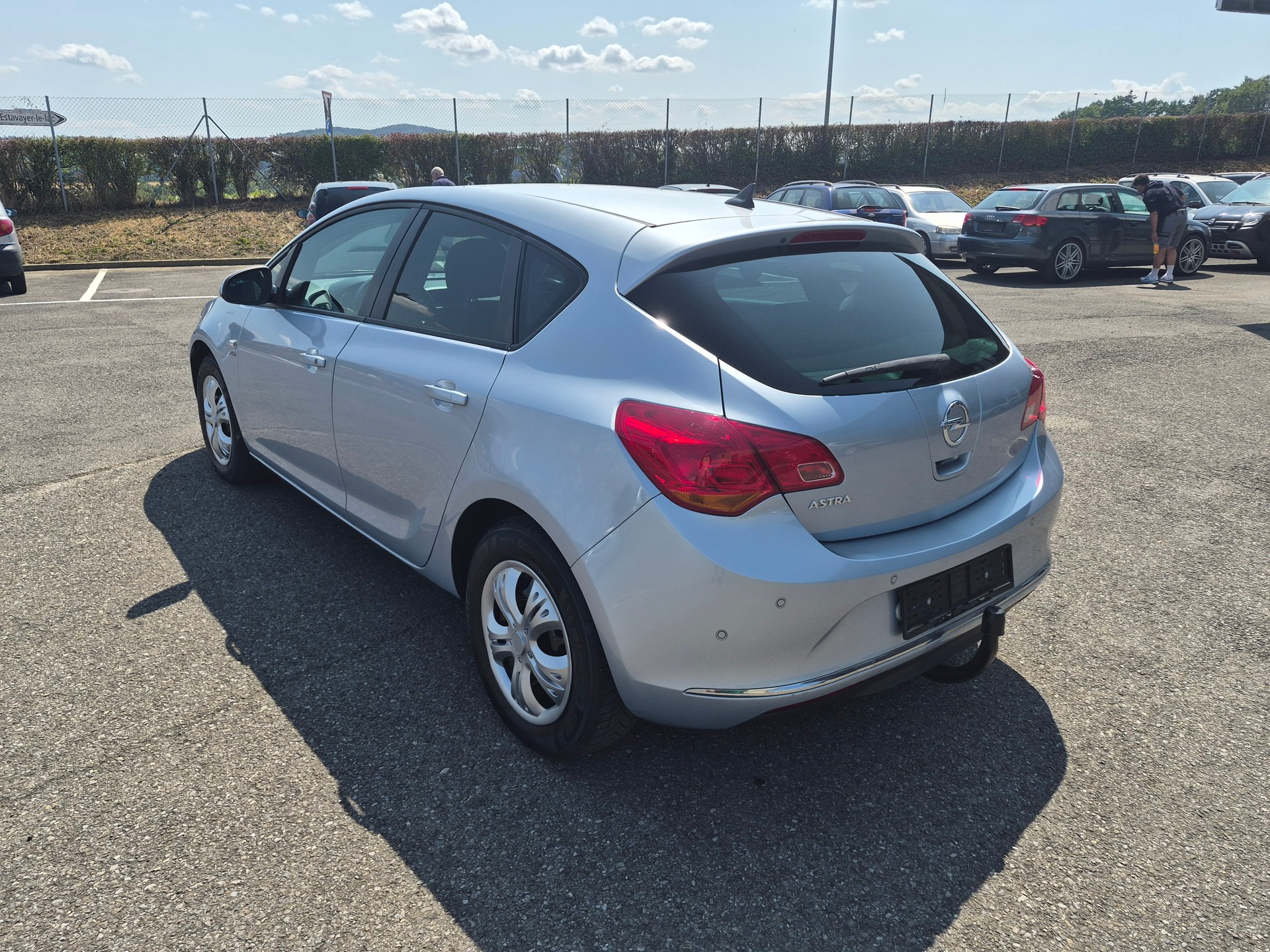 OPEL Astra 1.4i 16V Turbo Active Edition-image-4