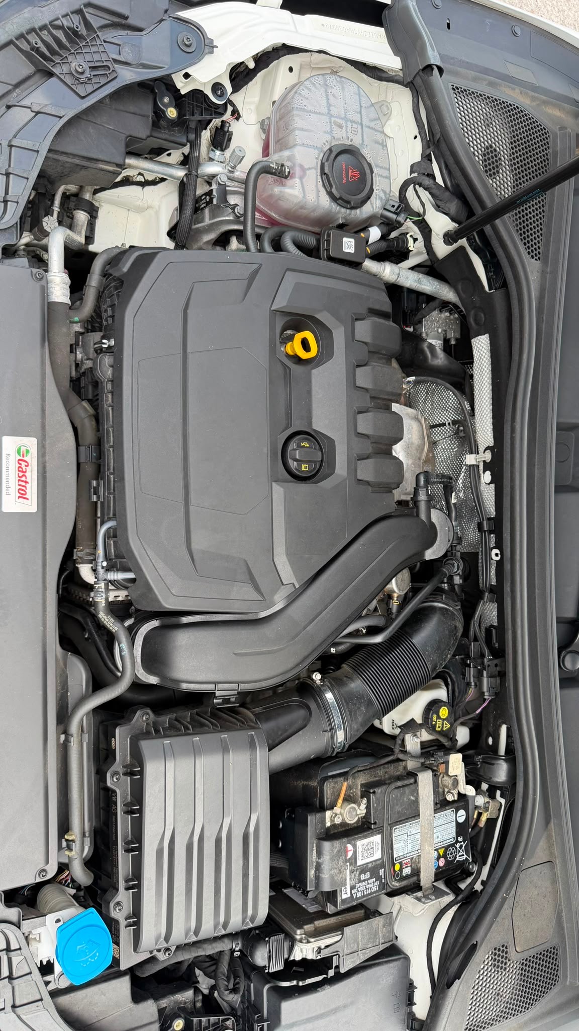 AUDI A3 Sportback 35 TFSI S line Attraction S-tronic-image-24