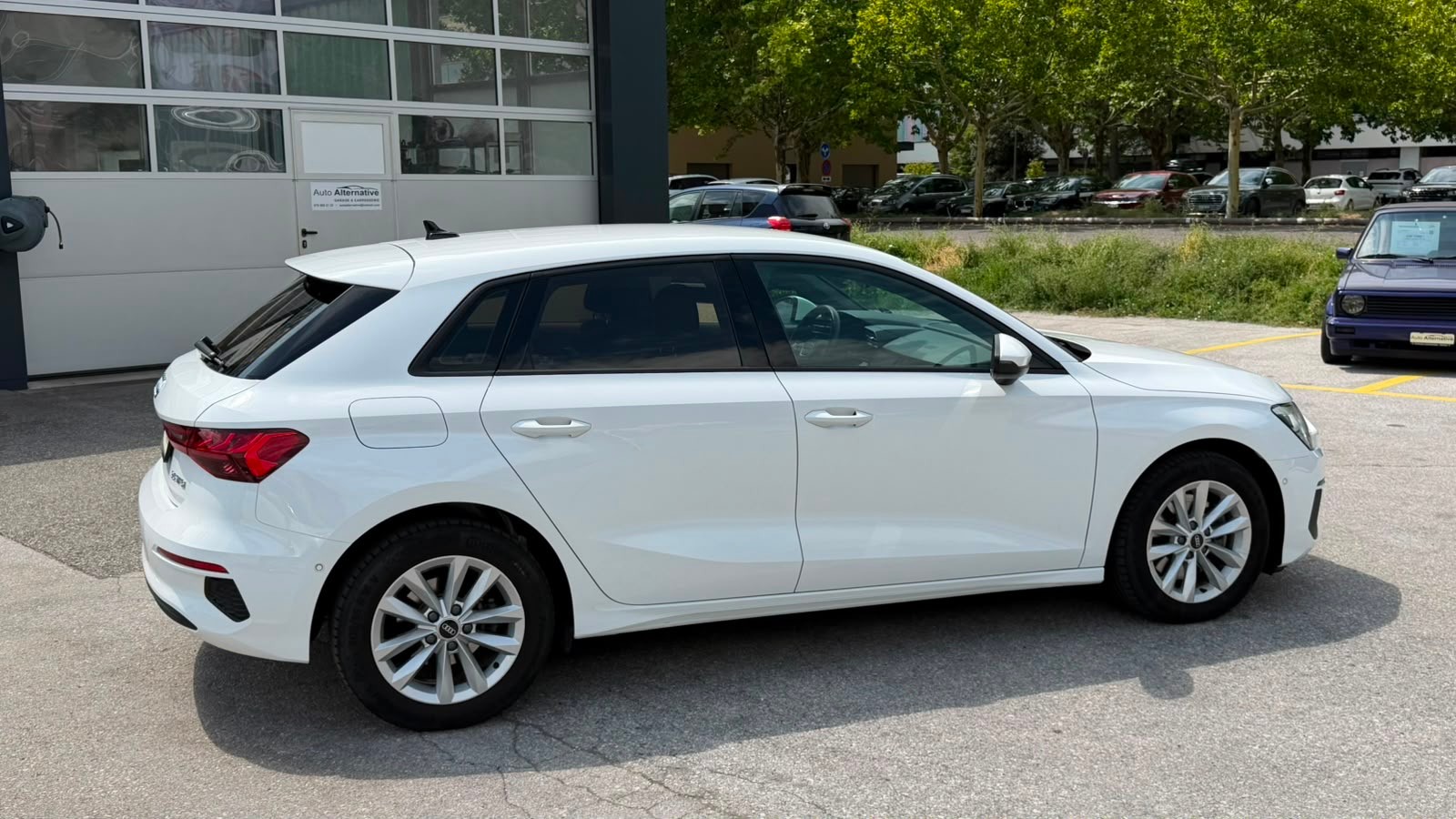 AUDI A3 Sportback 35 TFSI S line Attraction S-tronic-image-3