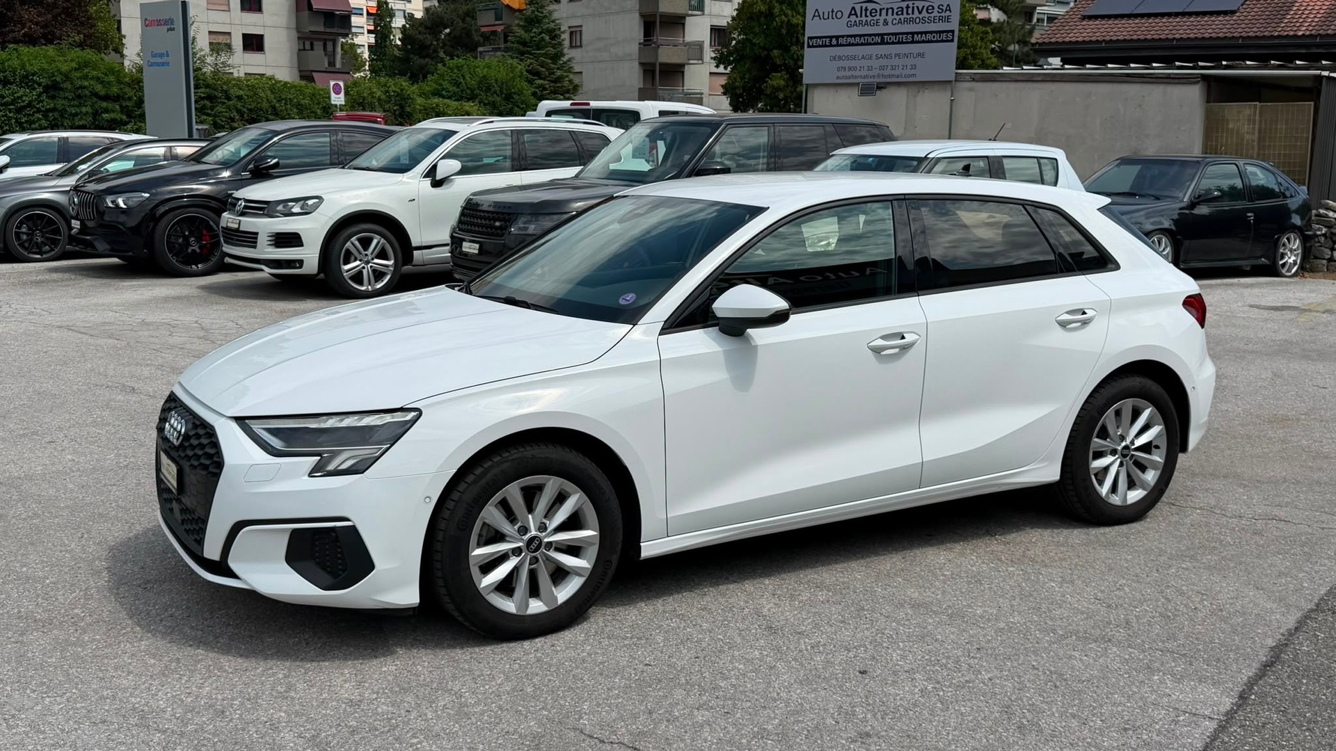 AUDI A3 Sportback 35 TFSI S line Attraction S-tronic-image-16