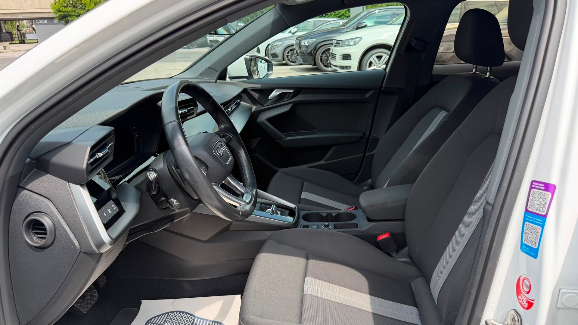 AUDI A3 Sportback 35 TFSI S line Attraction S-tronic-image-19