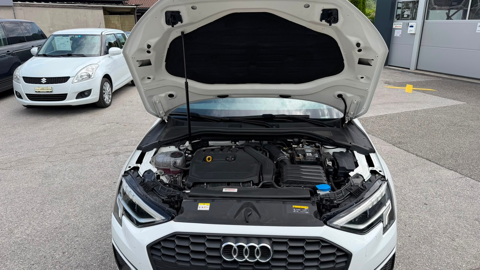 AUDI A3 Sportback 35 TFSI S line Attraction S-tronic-image-25