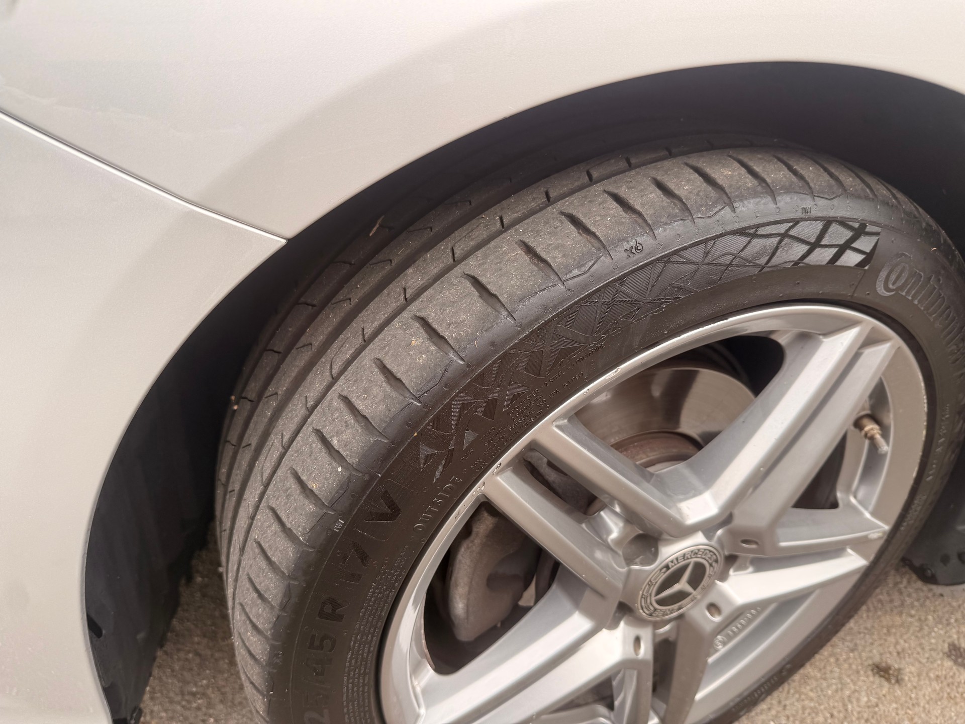 MERCEDES-BENZ B 200-image-11