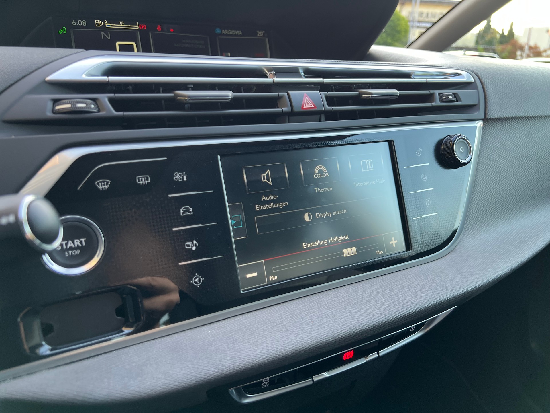 CITROEN C4 Picasso 1.6 e-HDi 115 Exclusive ETG-image-16