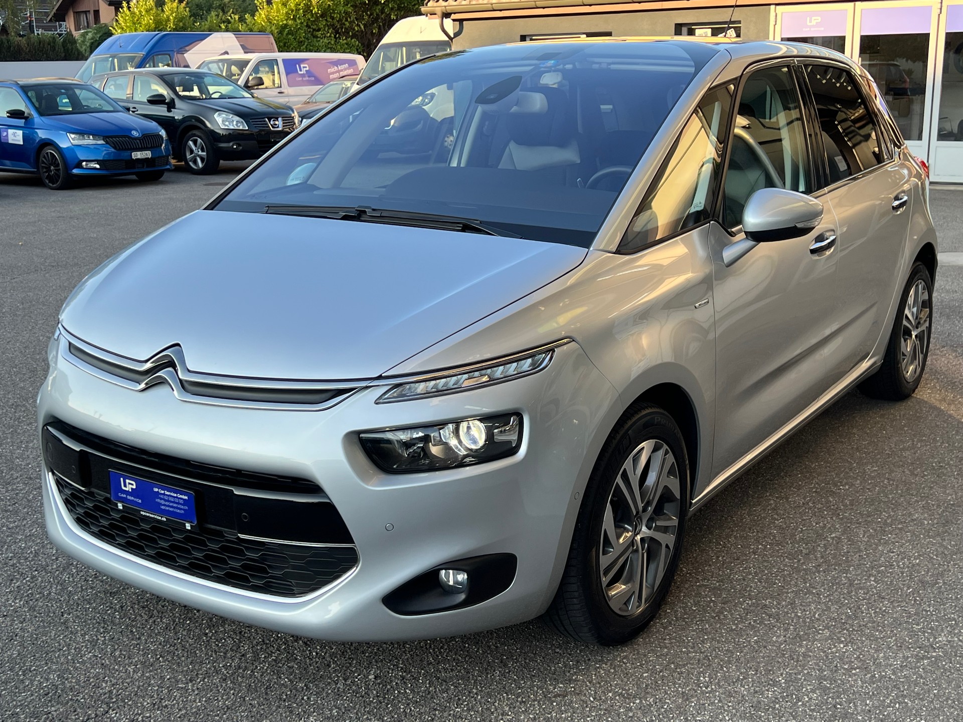 CITROEN C4 Picasso 1.6 e-HDi 115 Exclusive ETG-image-1