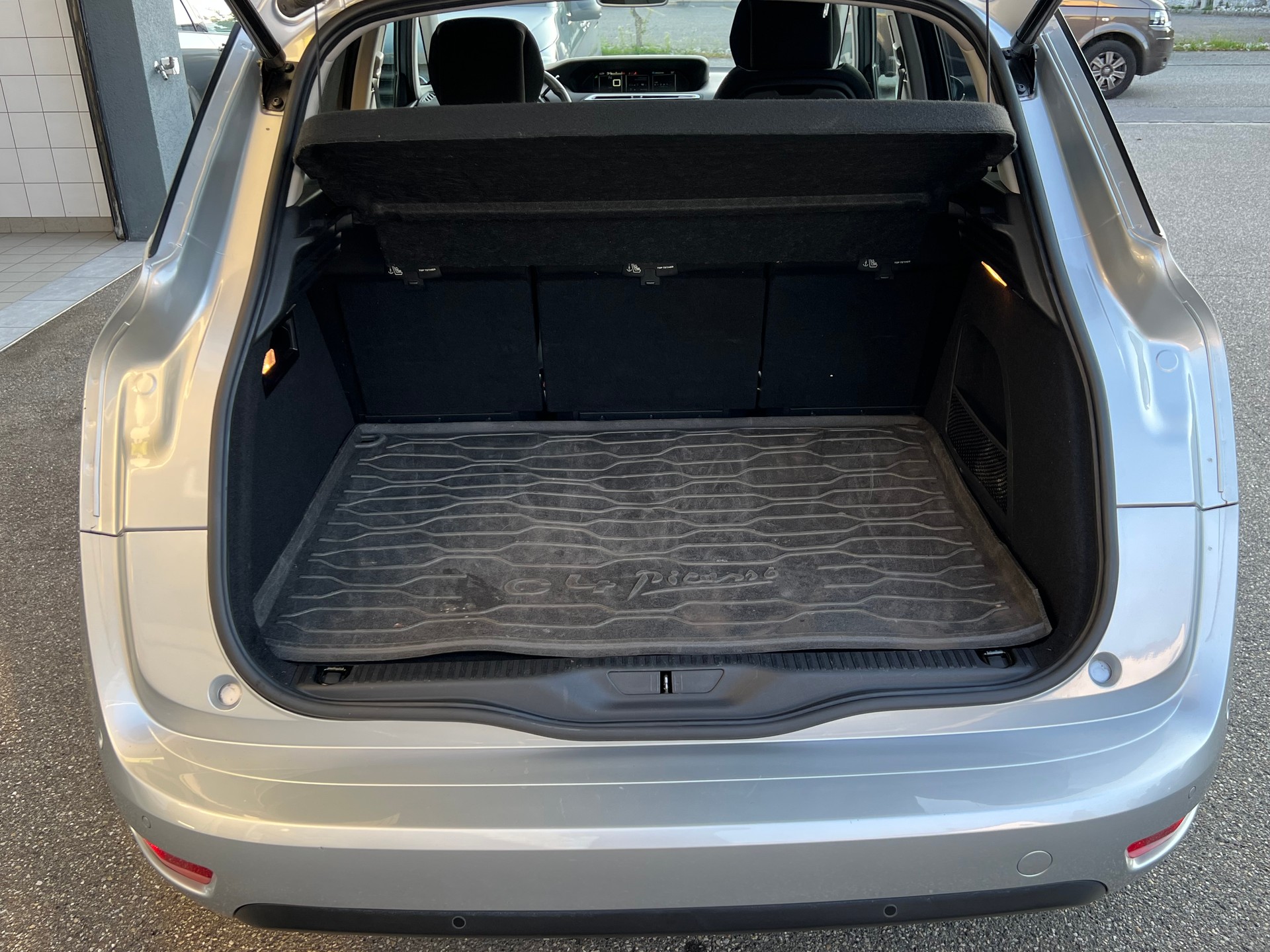 CITROEN C4 Picasso 1.6 e-HDi 115 Exclusive ETG-image-13