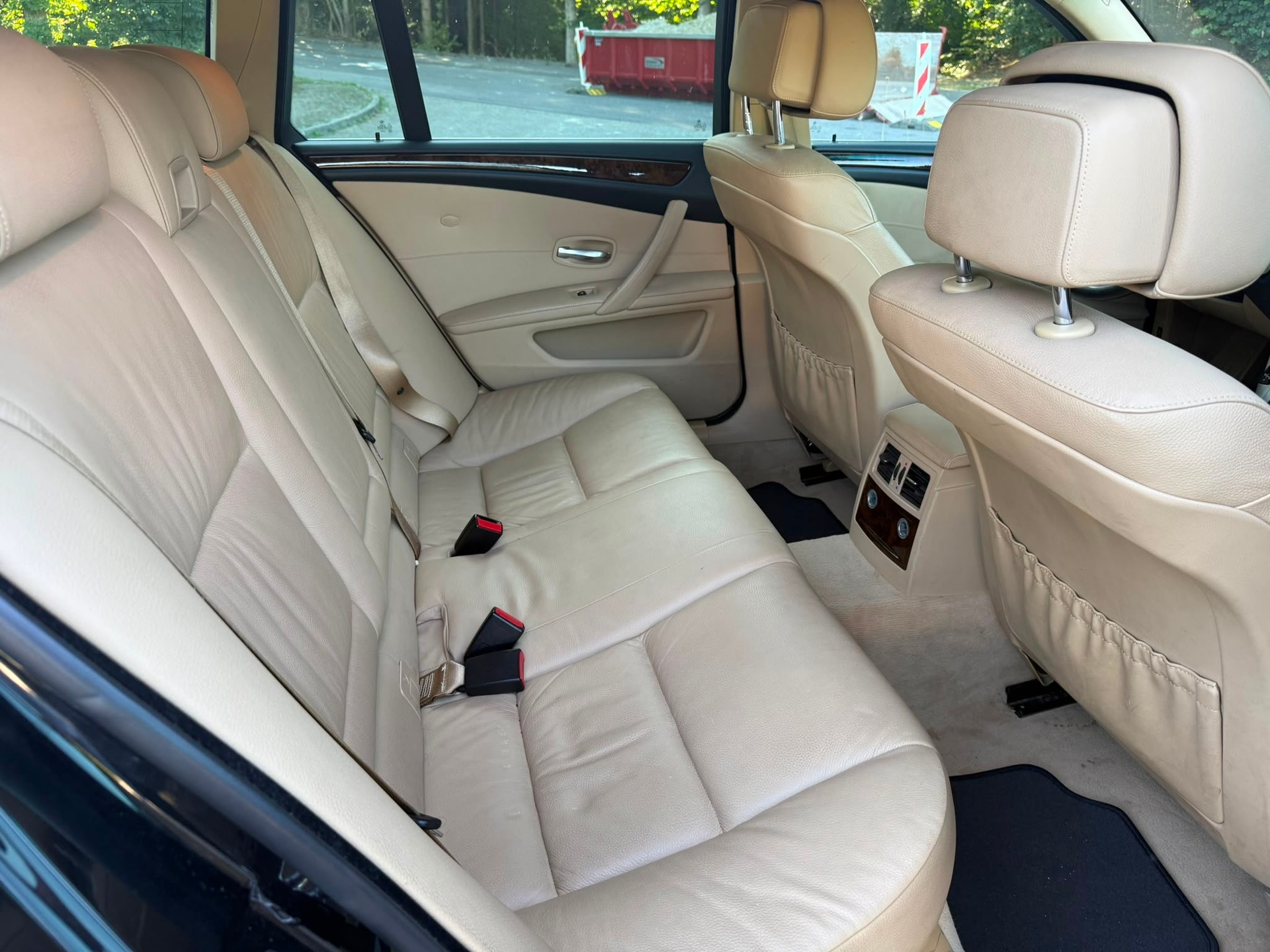 BMW 520d Touring Steptronic-image-11