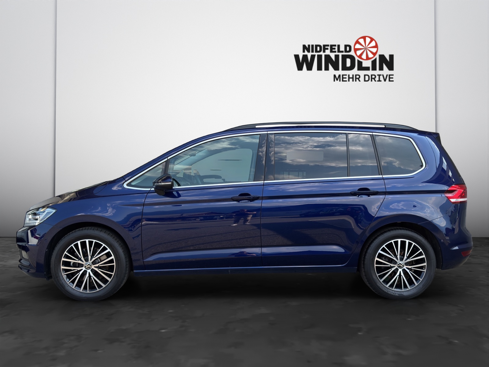 VW Touran 1.5 TSI Comfortline DSG-image-2