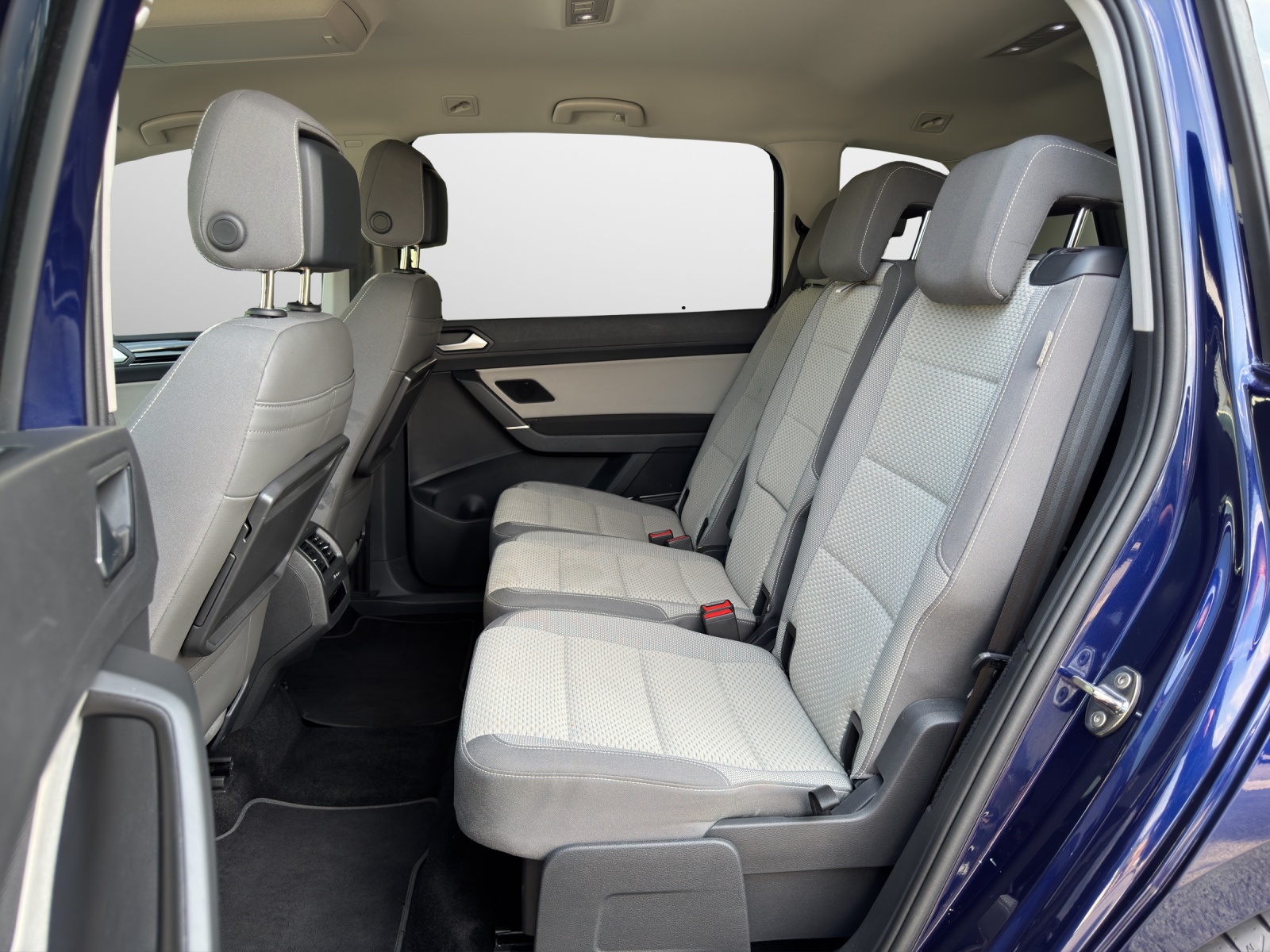 VW Touran 1.5 TSI Comfortline DSG-image-5