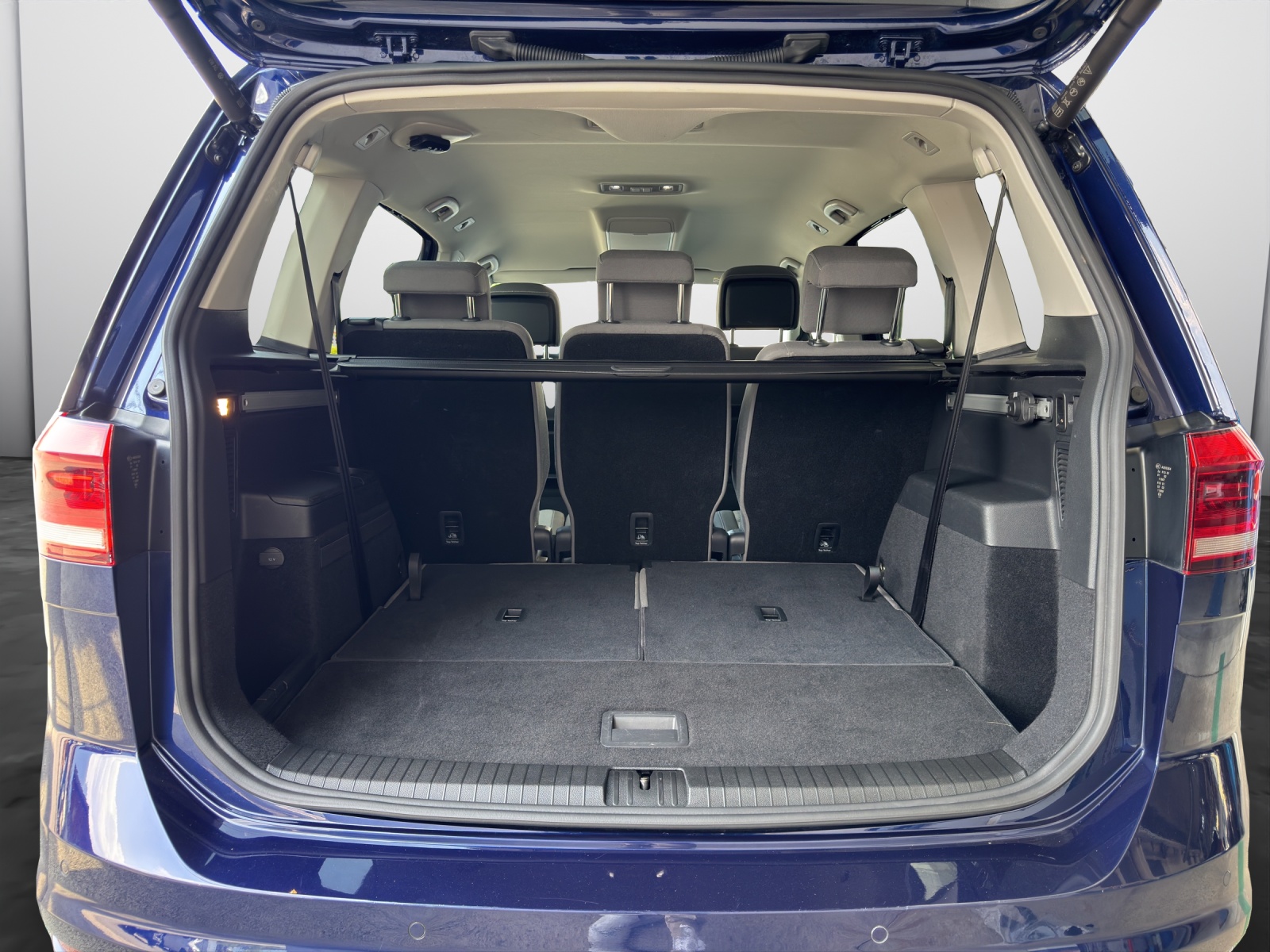 VW Touran 1.5 TSI Comfortline DSG-image-13