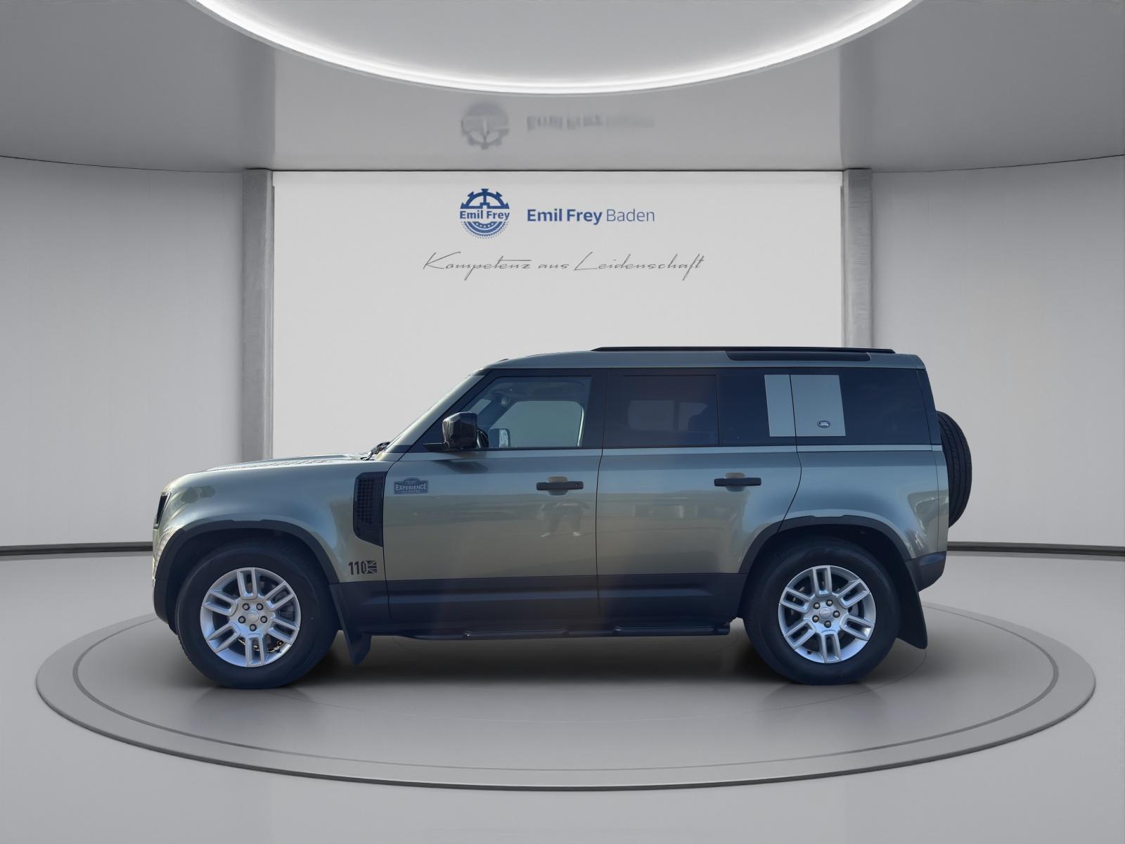 LAND ROVER Defender 110 3.0 D I6 250 mit Anhängerkupplung 3'500 kg-image-2