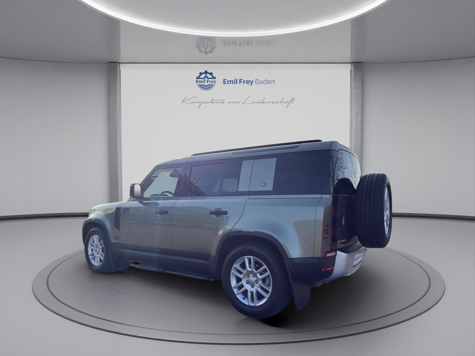LAND ROVER Defender 110 3.0 D I6 250 mit Anhängerkupplung 3'500 kg-image-3