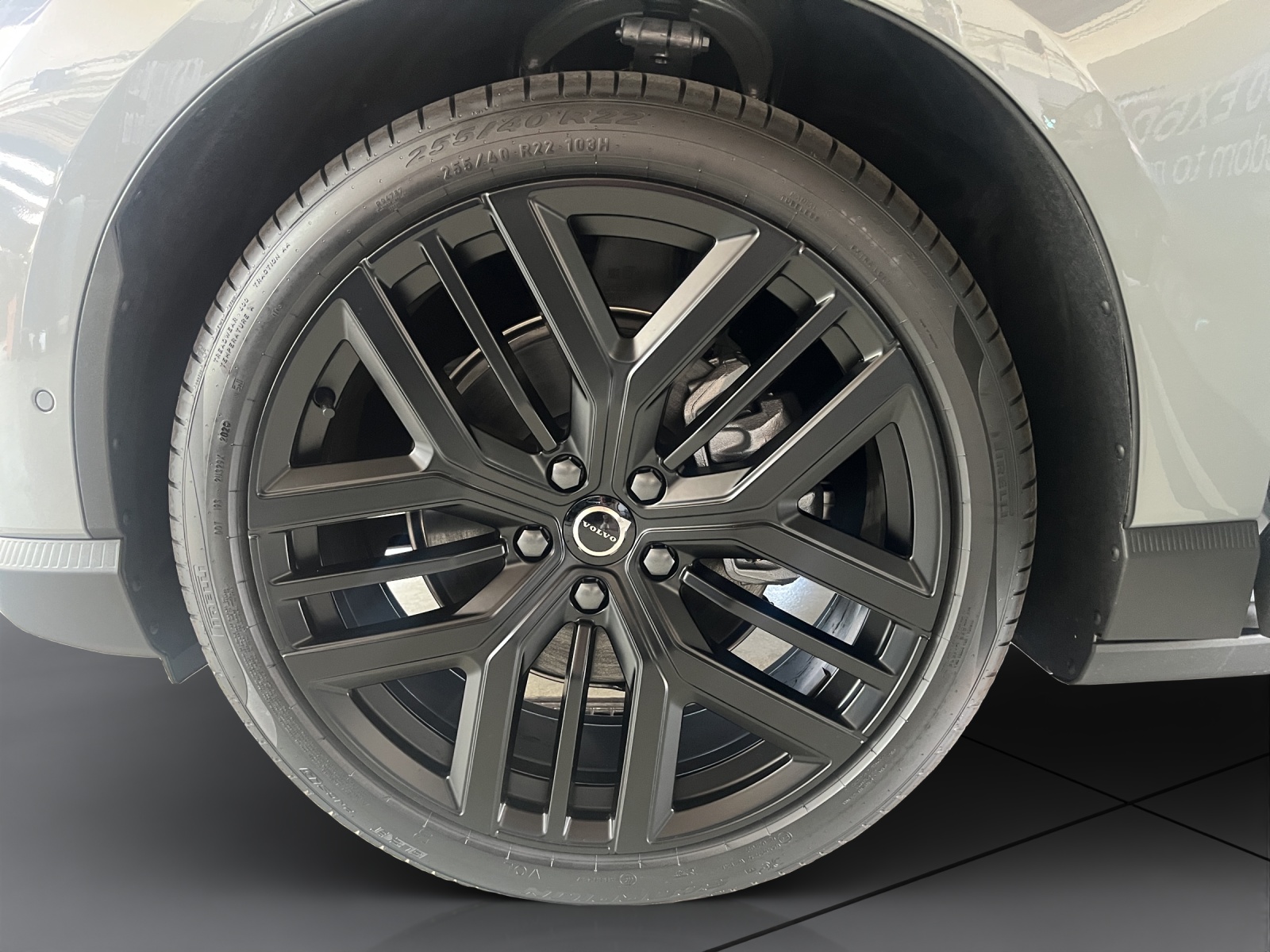 VOLVO EX60 Twin Ultra AWD-image-19