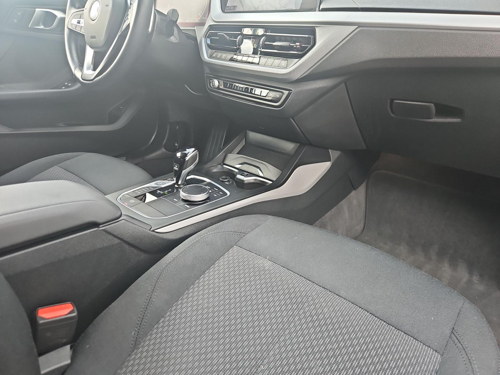 BMW 120d xDrive F40 (CH)-image-14