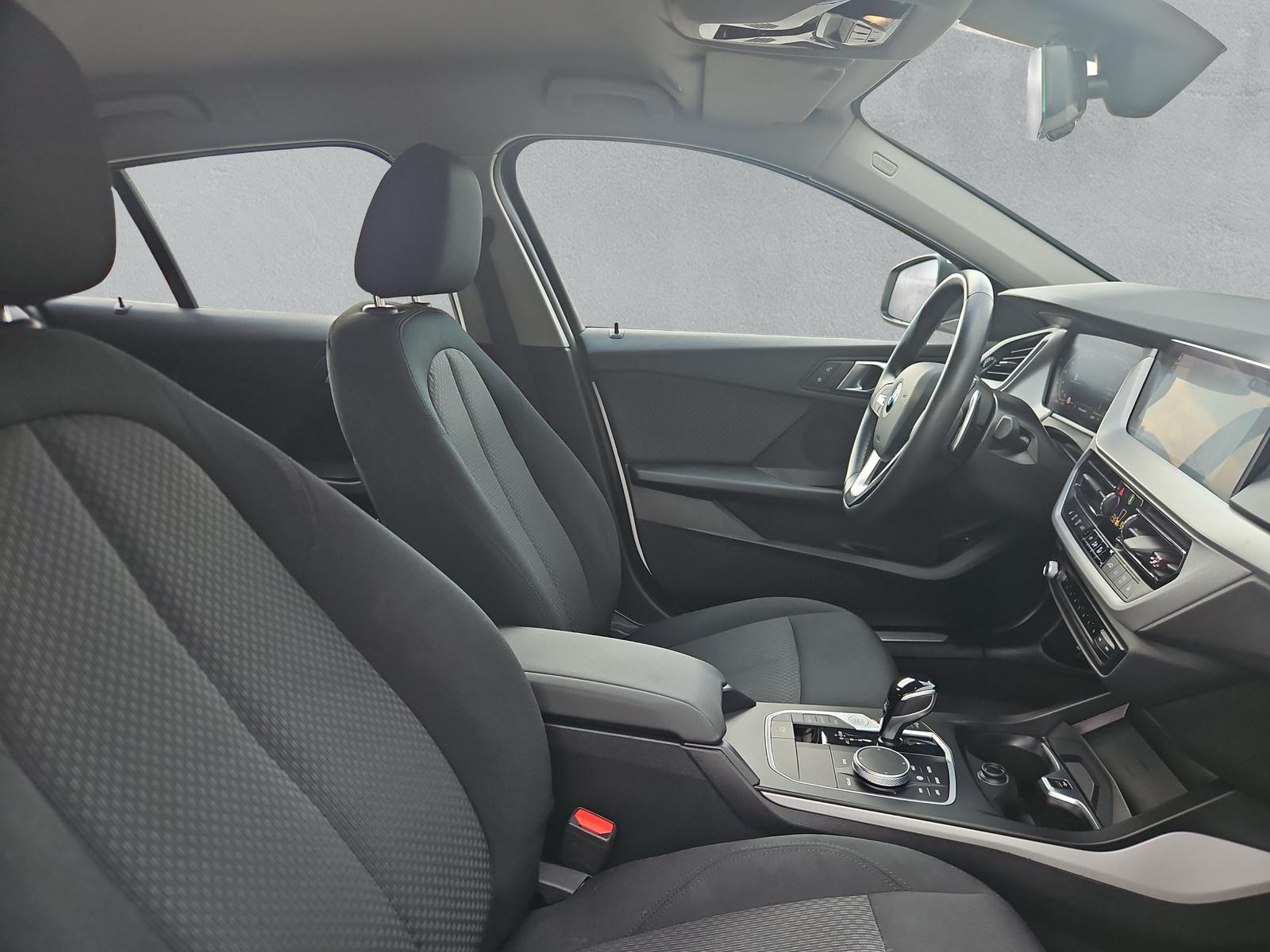 BMW 120d xDrive F40 (CH)-image-12