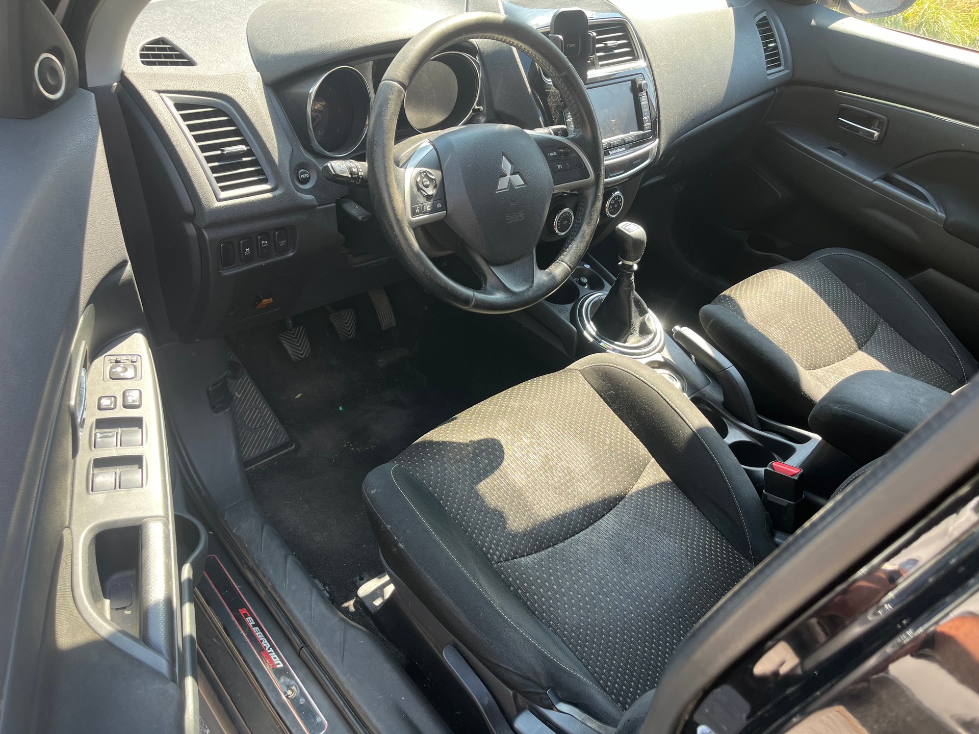 MITSUBISHI ASX 1.8 DID Intense 4WD-image-8
