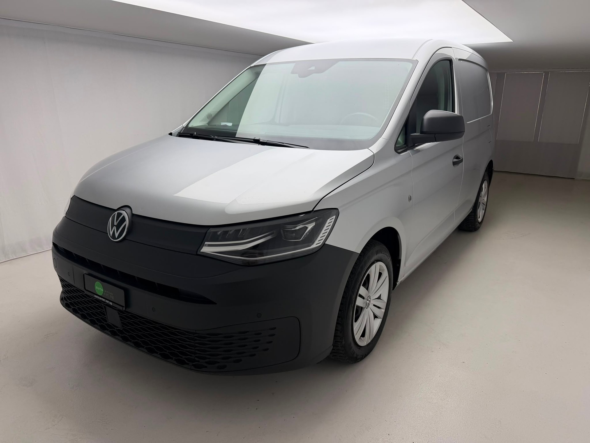 VW Caddy Cargo 2.0TDI DSG-showroom-element-1