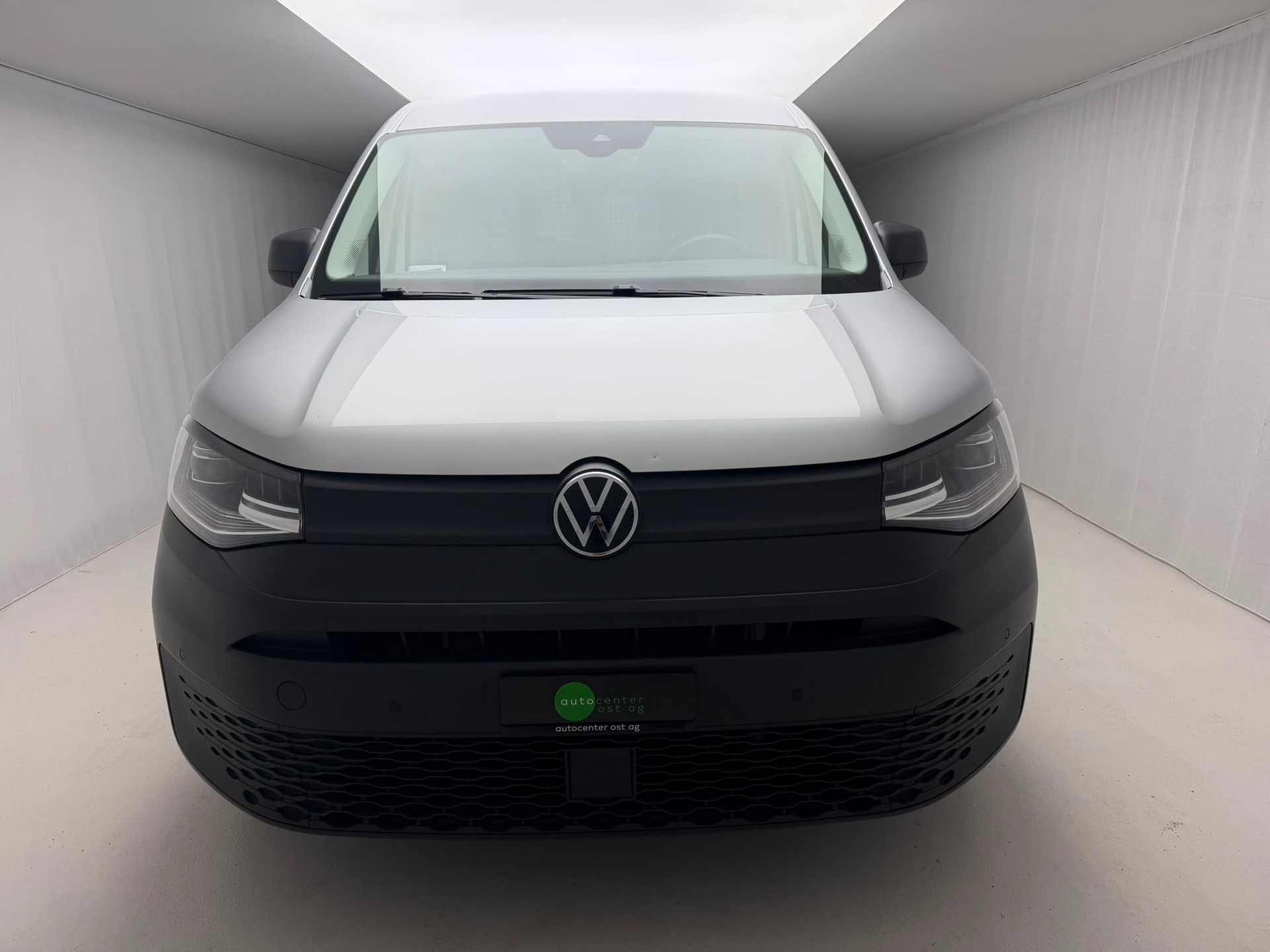 VW Caddy Cargo 2.0TDI DSG-image-4