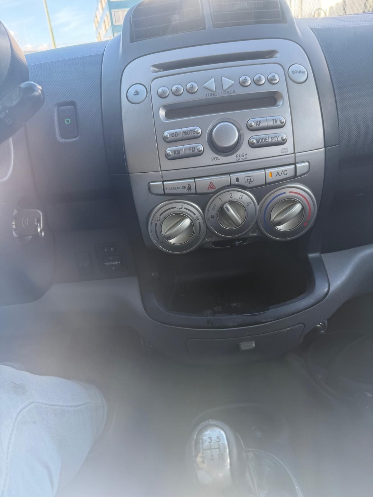 DAIHATSU 1.3 4wD-showroom-element-2