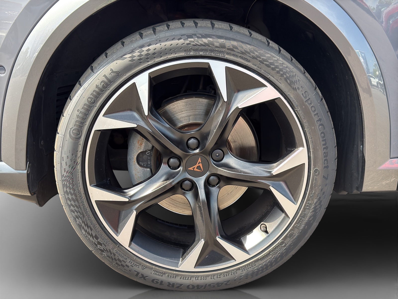 CUPRA Formentor 1.5 TSI DSG-image-13