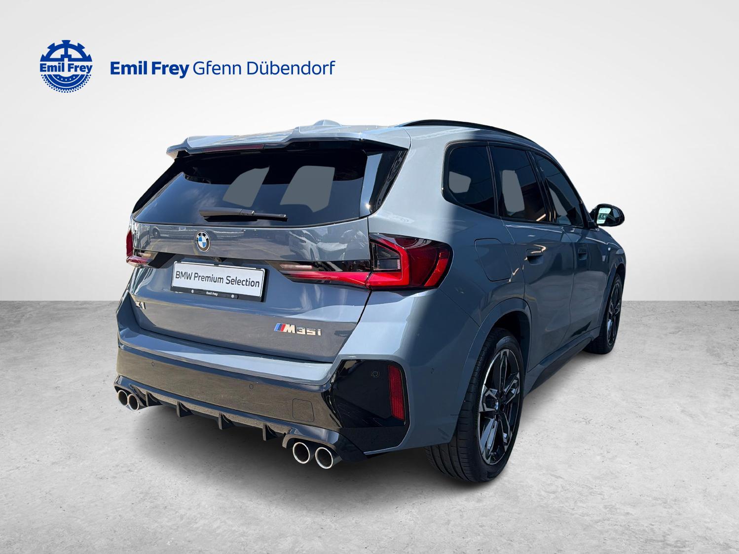 BMW X1 M35i-showroom-element-1