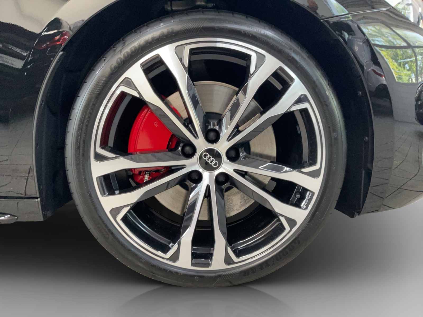AUDI A5 Avant e-hybrid quattro 270 kW S tronic-image-14