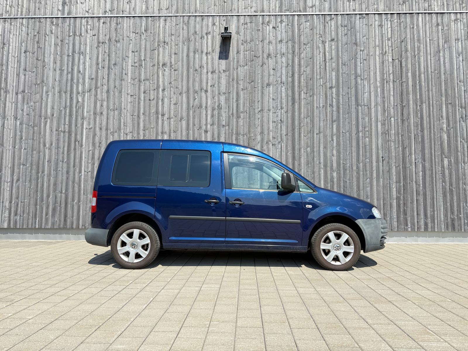 VW Caddy Life 1.6-image-2