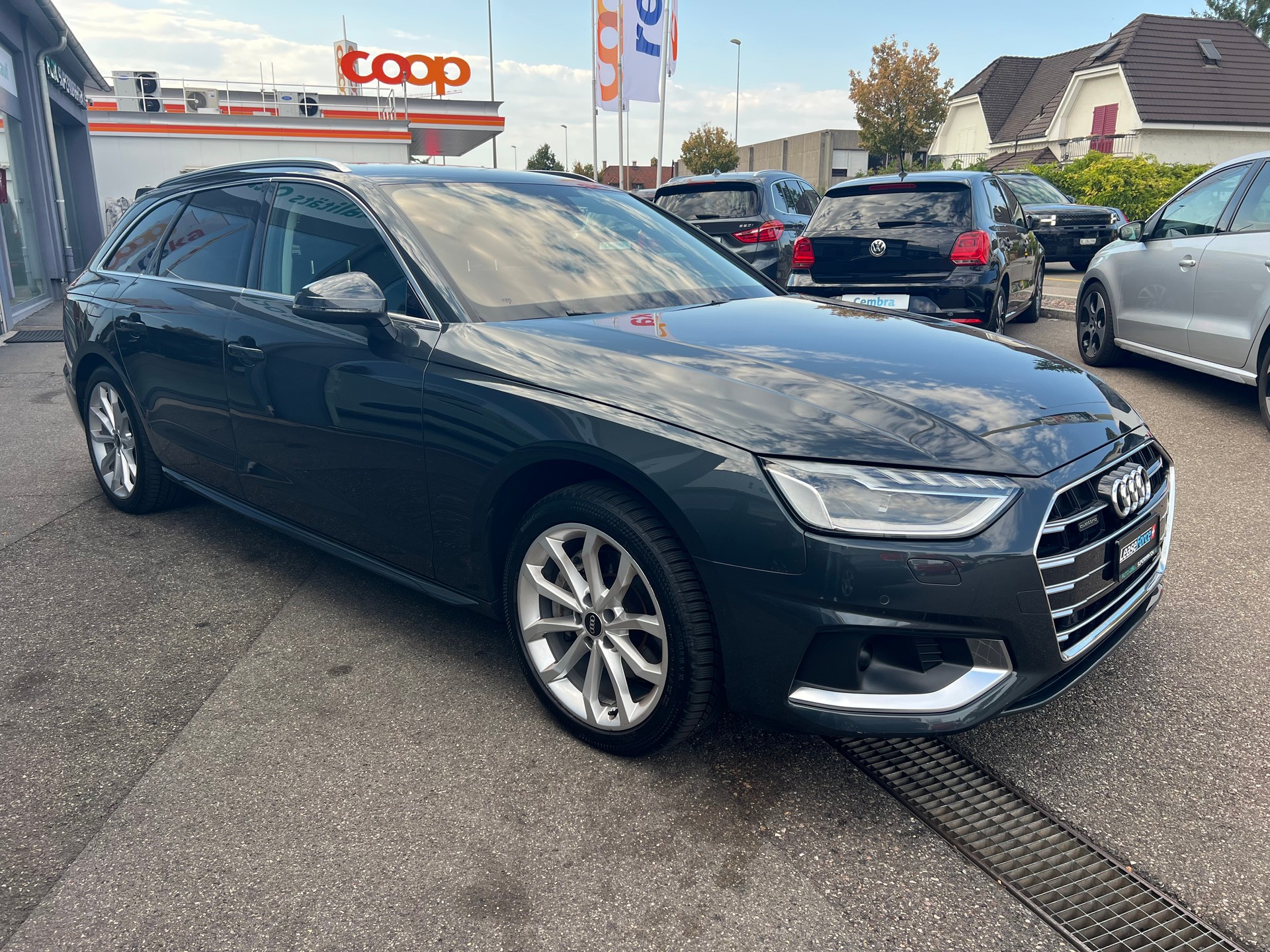 AUDI A4 Avant 40 TDI advanced quattro S-tronic-image-10