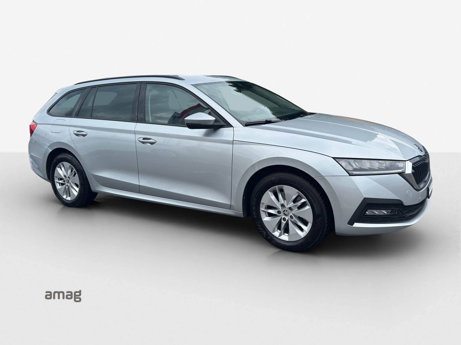 SKODA Octavia Combi 2.0 TDI DSG Ambition 4x4-image-5