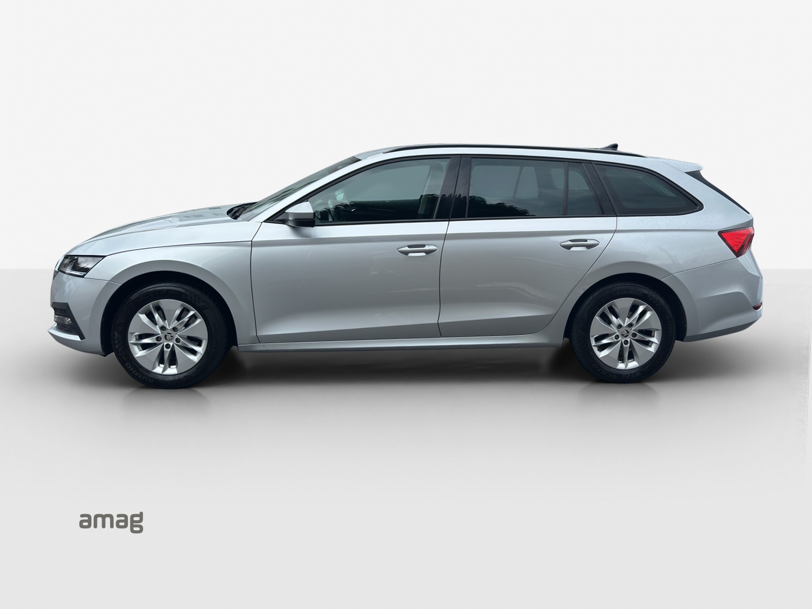 SKODA Octavia Combi 2.0 TDI DSG Ambition 4x4-image-1