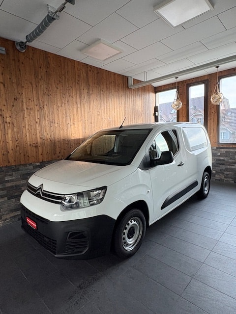 CITROEN Berlingo Van 1.2 Pure Tech 110 s/s Driver 650kg-image-0