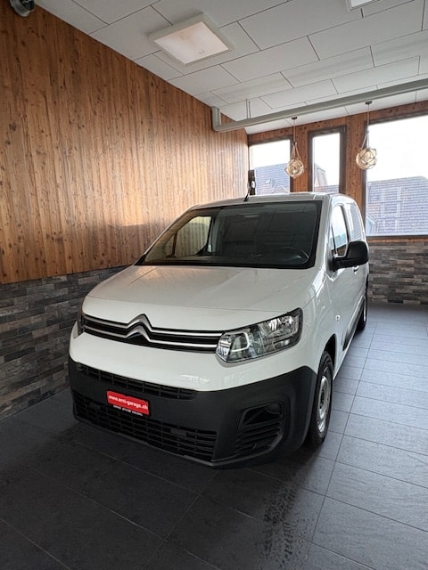 CITROEN Berlingo Van 1.2 Pure Tech 110 s/s Driver 650kg-image-1