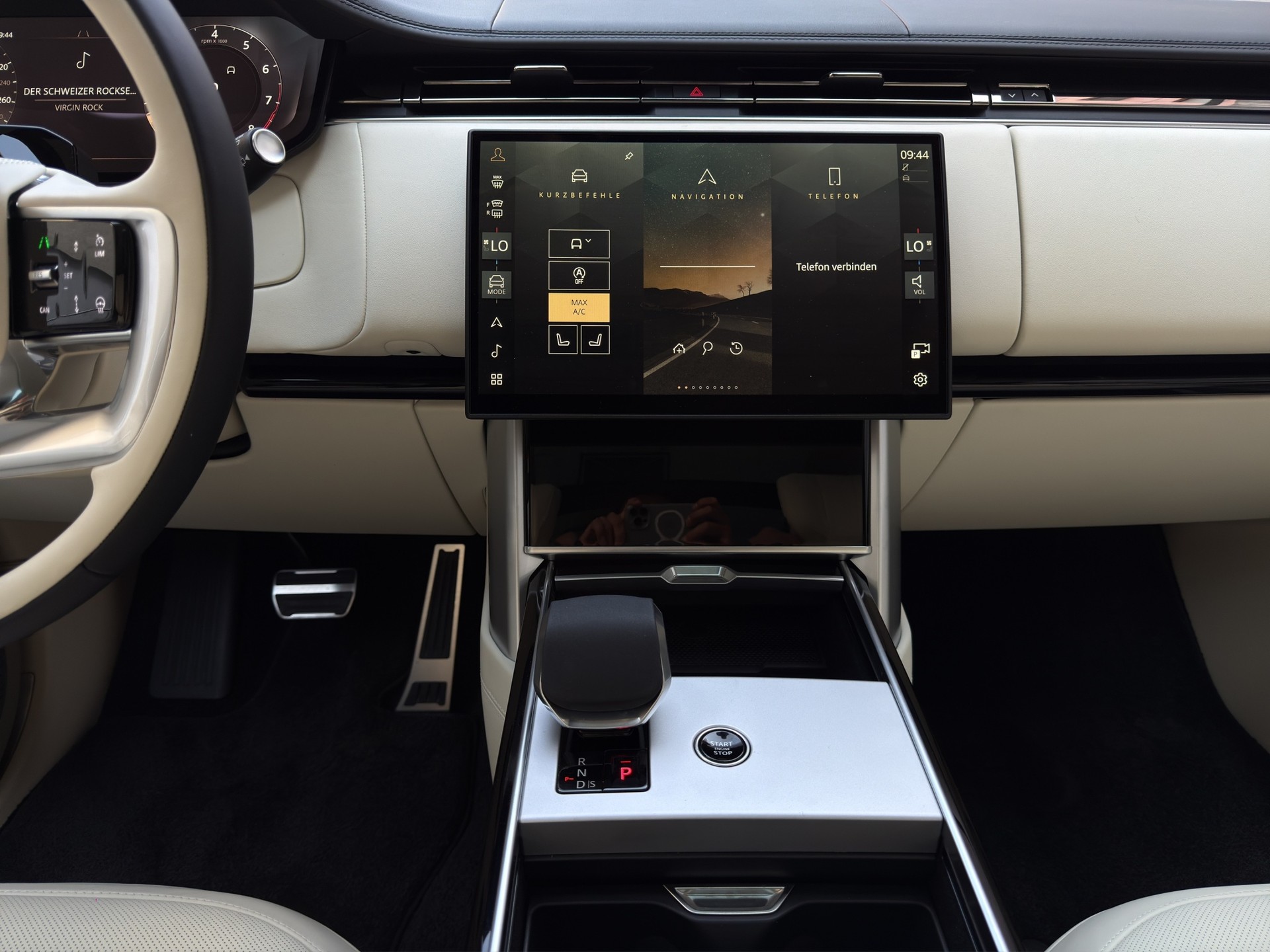 LAND ROVER Range Rover 4.4 V8 Autobiography-image-6
